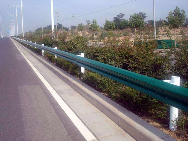 高速公路护栏网